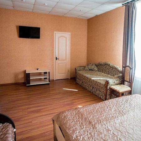 Art Hotel Izmail Bagian luar foto