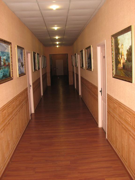 Art Hotel Izmail Ruang foto
