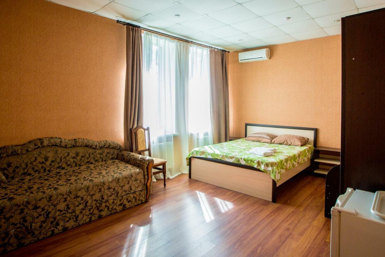 Art Hotel Izmail Bagian luar foto
