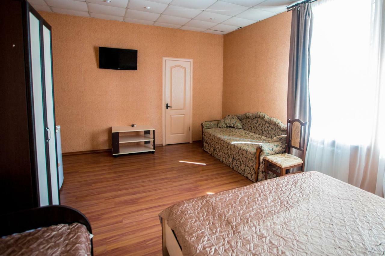 Art Hotel Izmail Bagian luar foto