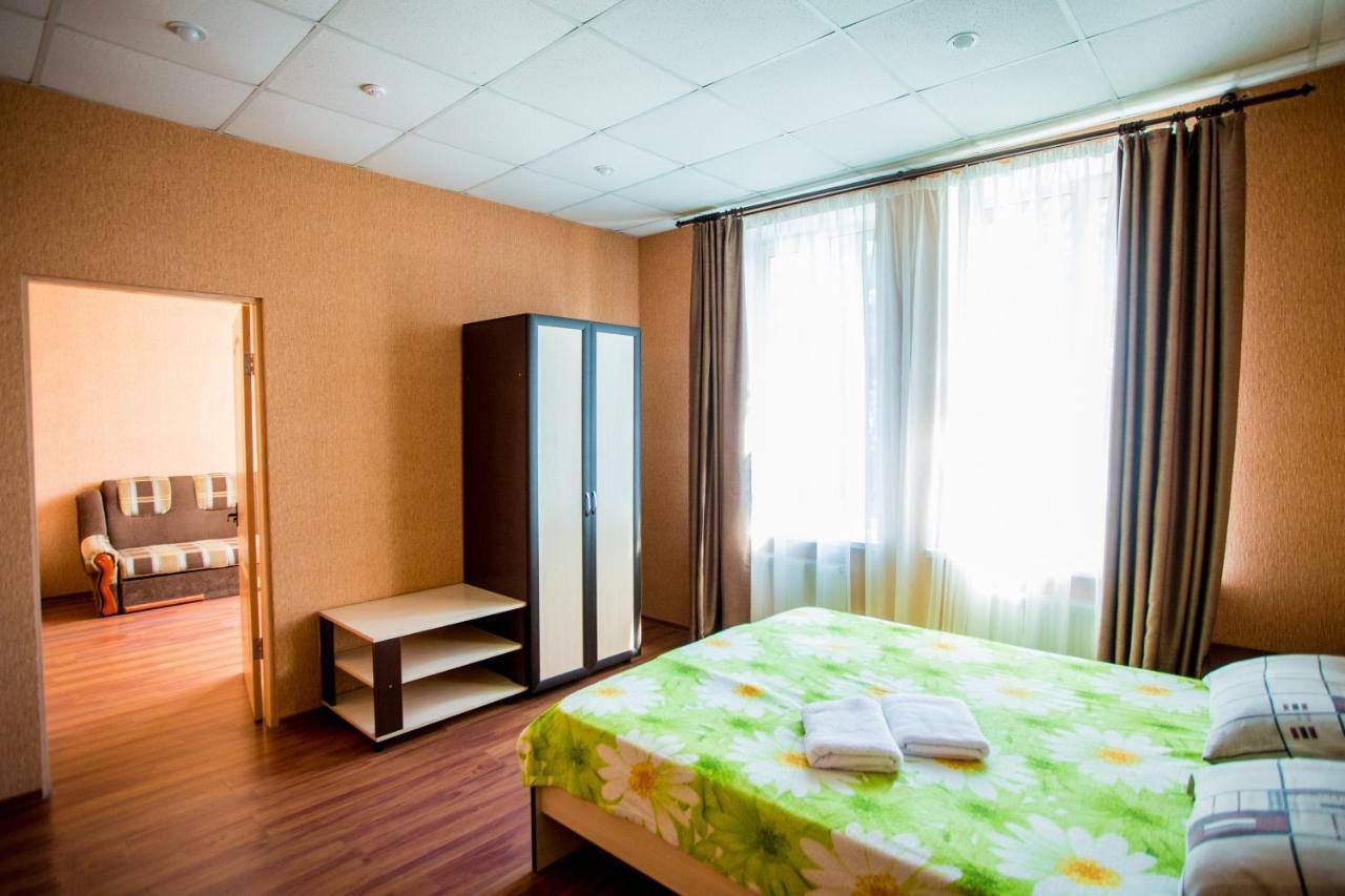 Art Hotel Izmail Bagian luar foto