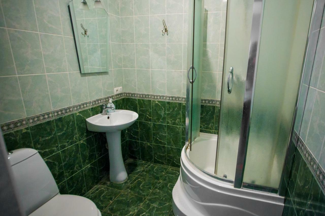 Art Hotel Izmail Bagian luar foto