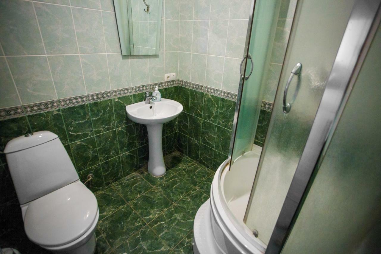 Art Hotel Izmail Bagian luar foto