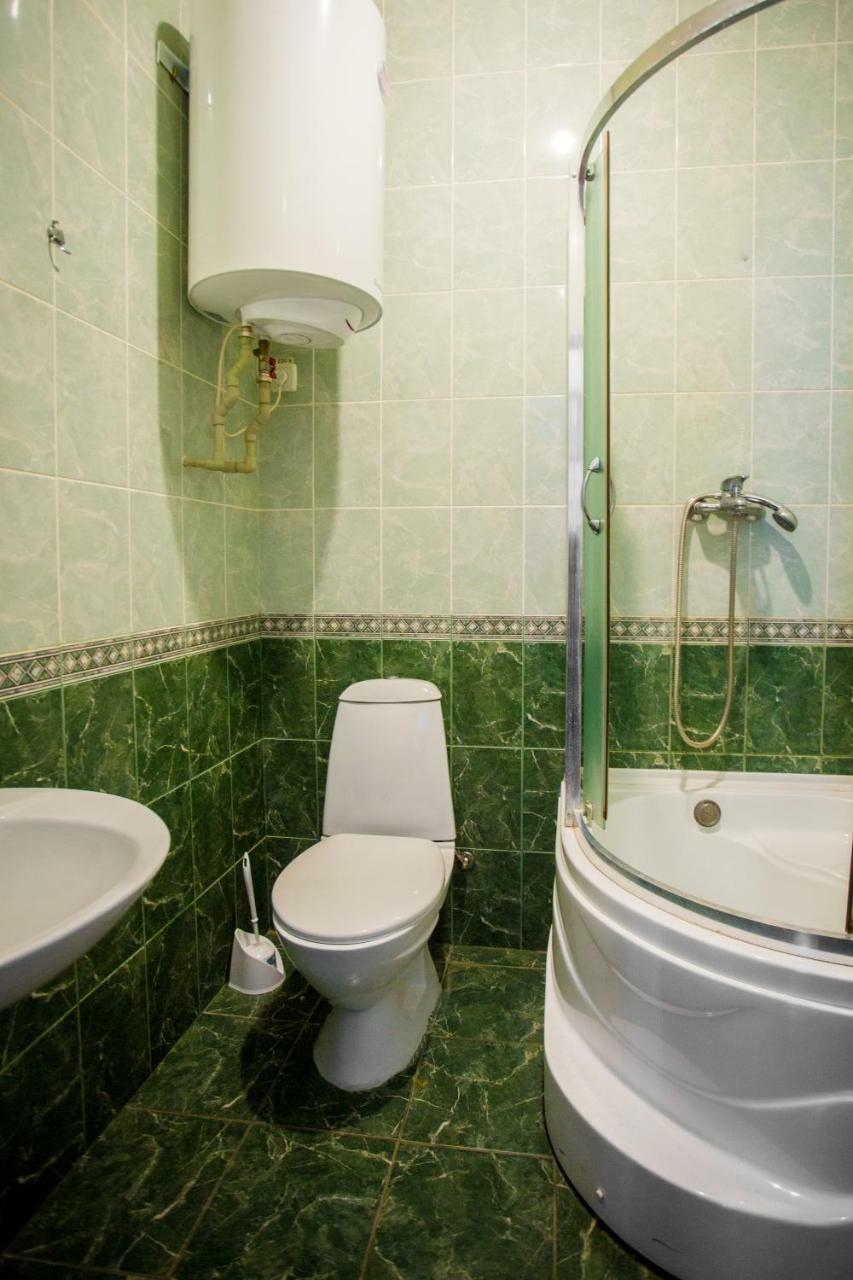 Art Hotel Izmail Bagian luar foto