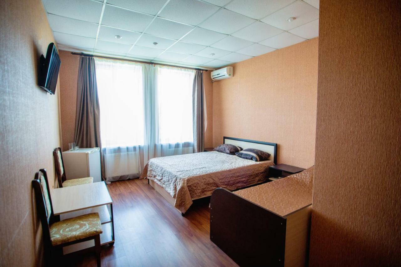 Art Hotel Izmail Bagian luar foto